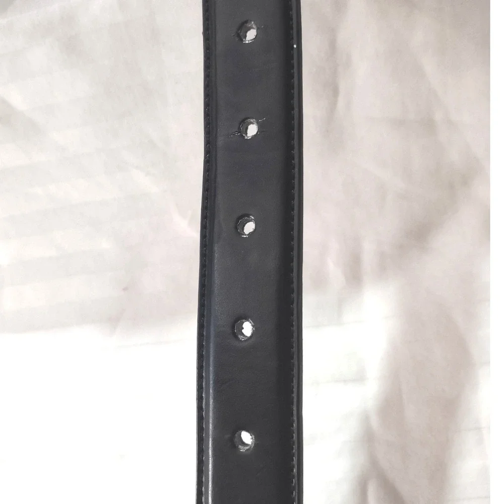 Perry Ellis Youth Reversible‎ Leather Belt Silver Buckle 26/65